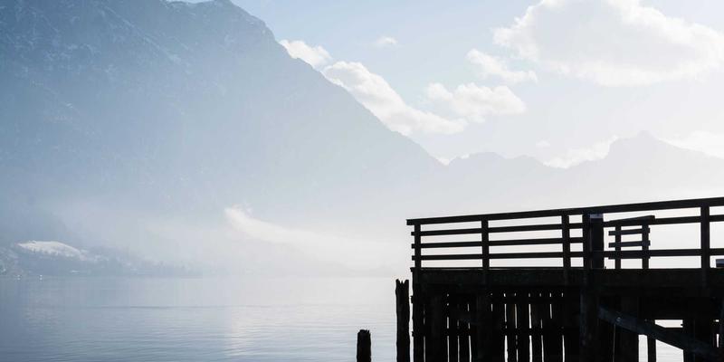 游戏评测与资讯：新游发布背后的本地化艺术，文化适配如何重塑角色与市场命运